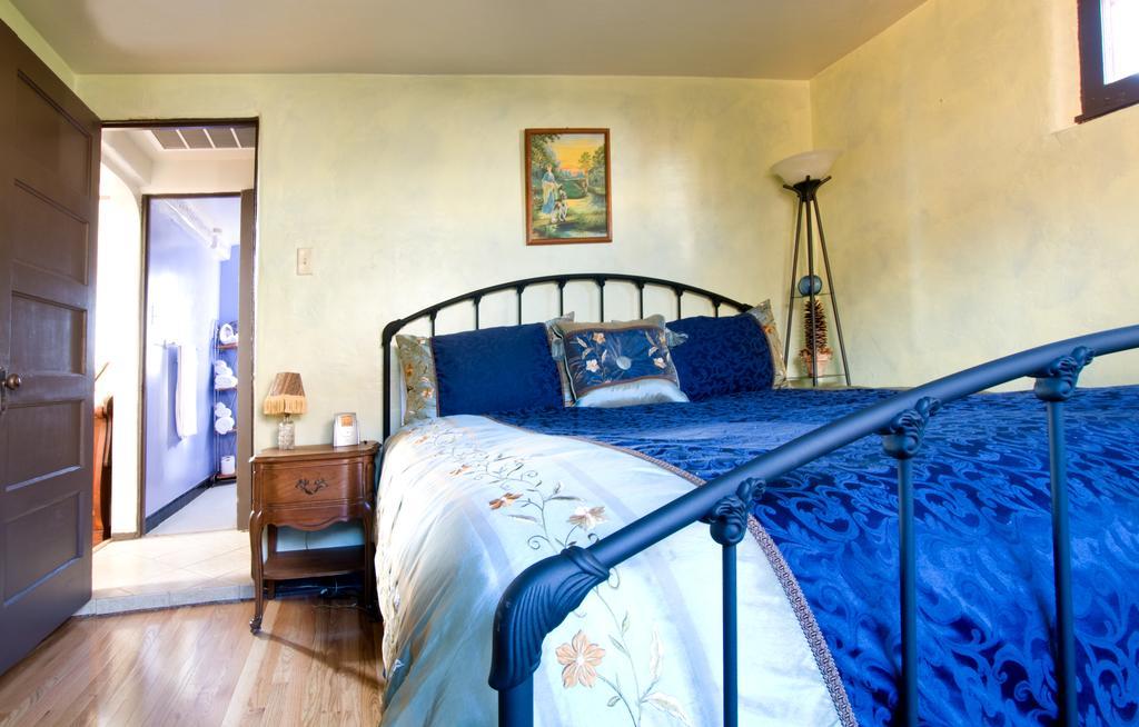 Downtown Historic Bed & Breakfast 阿尔伯克基 客房 照片