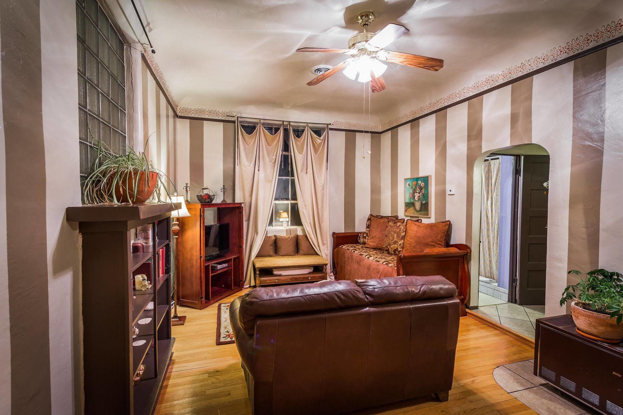 Downtown Historic Bed & Breakfast 阿尔伯克基 外观 照片