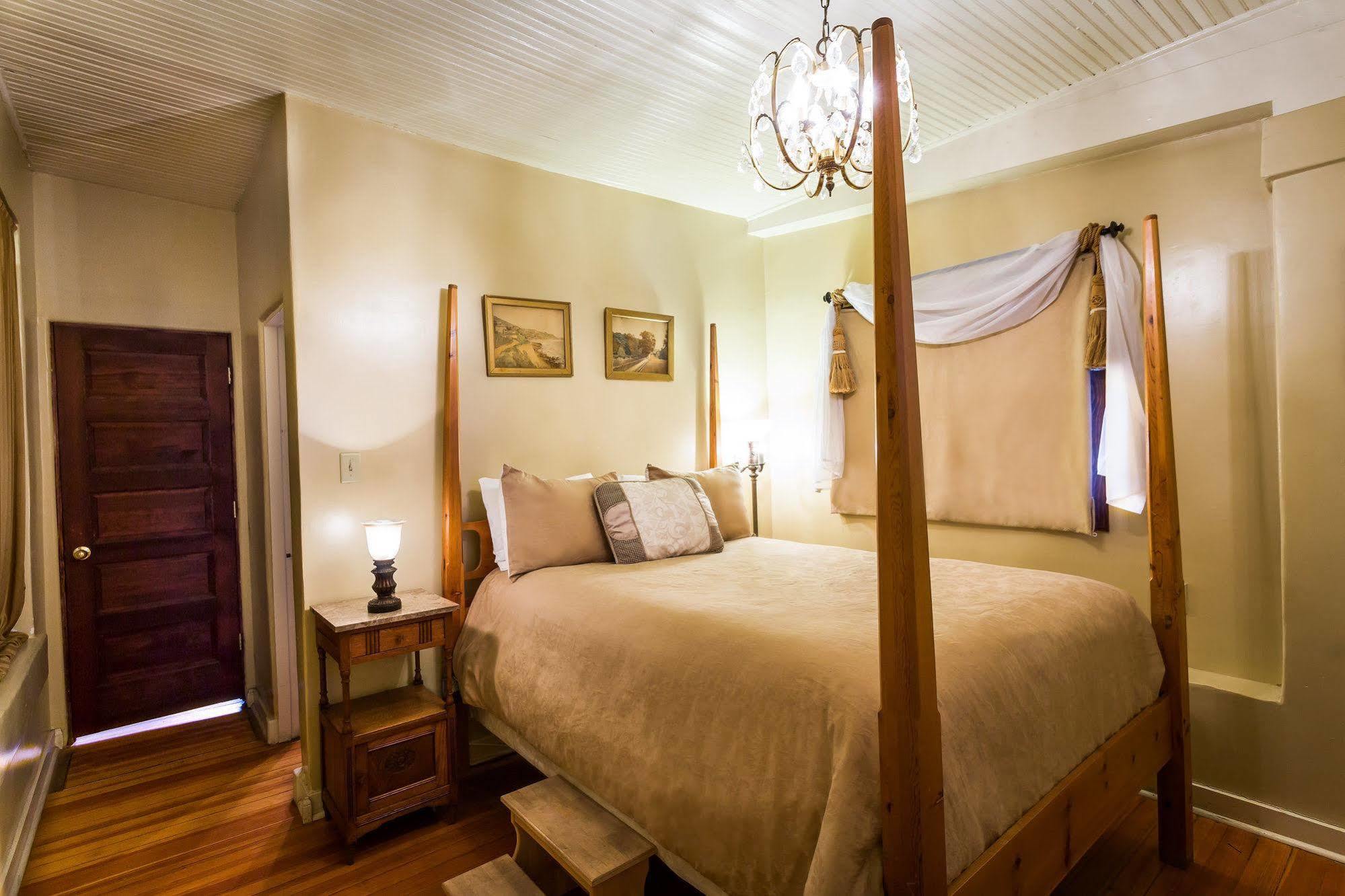 Downtown Historic Bed & Breakfast 阿尔伯克基 外观 照片